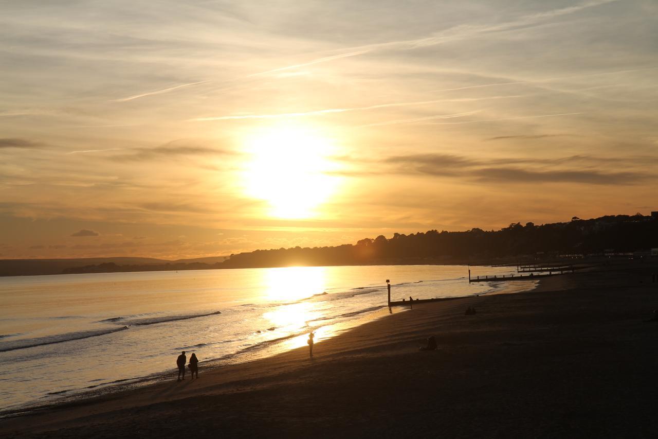 Hotel Riviera By The Sea Bournemouth Buitenkant foto