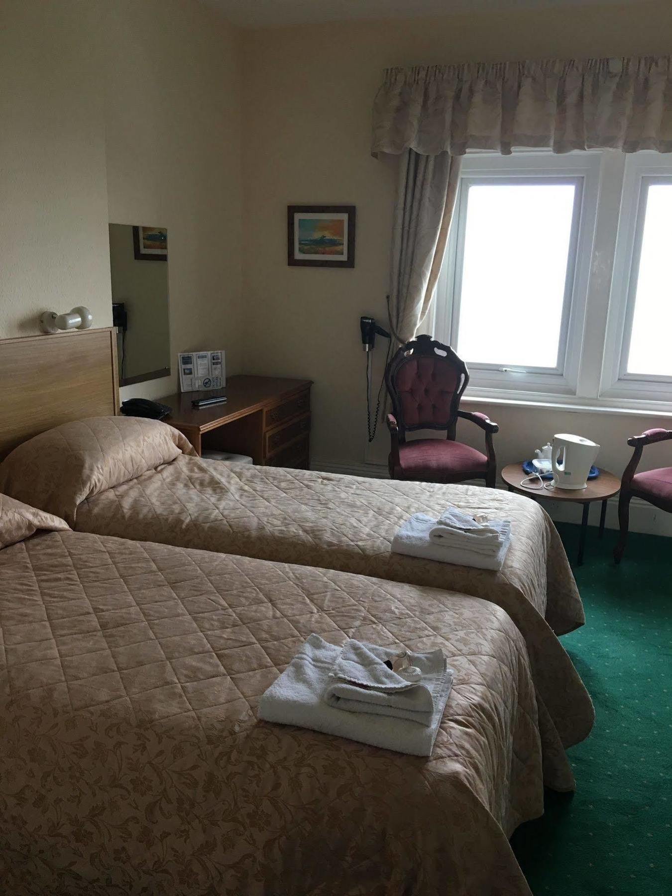 Hotel Riviera By The Sea Bournemouth Buitenkant foto