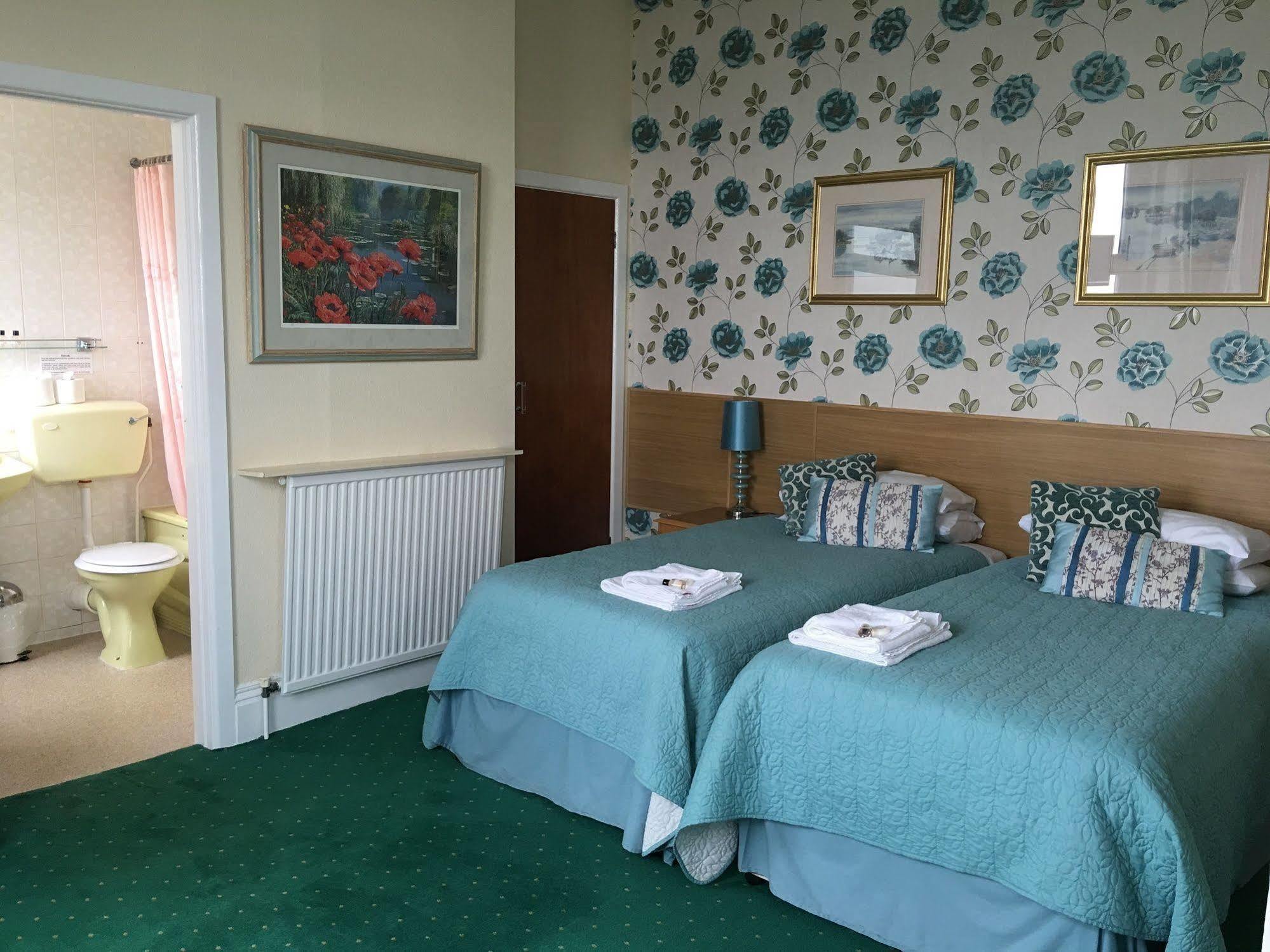 Hotel Riviera By The Sea Bournemouth Buitenkant foto