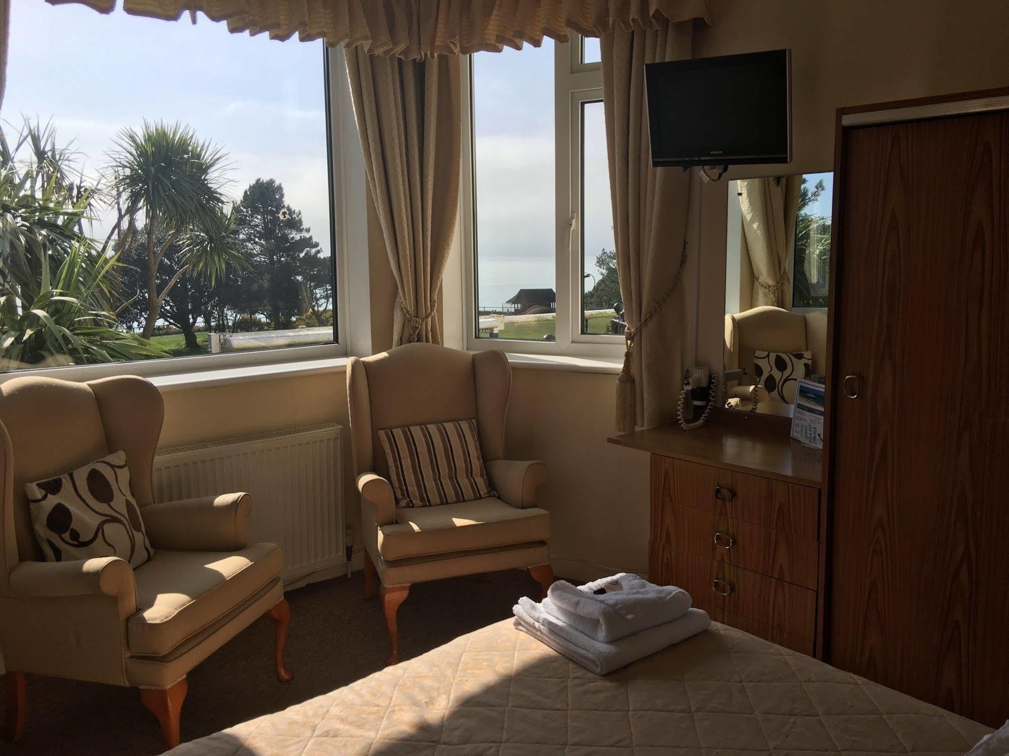 Hotel Riviera By The Sea Bournemouth Buitenkant foto