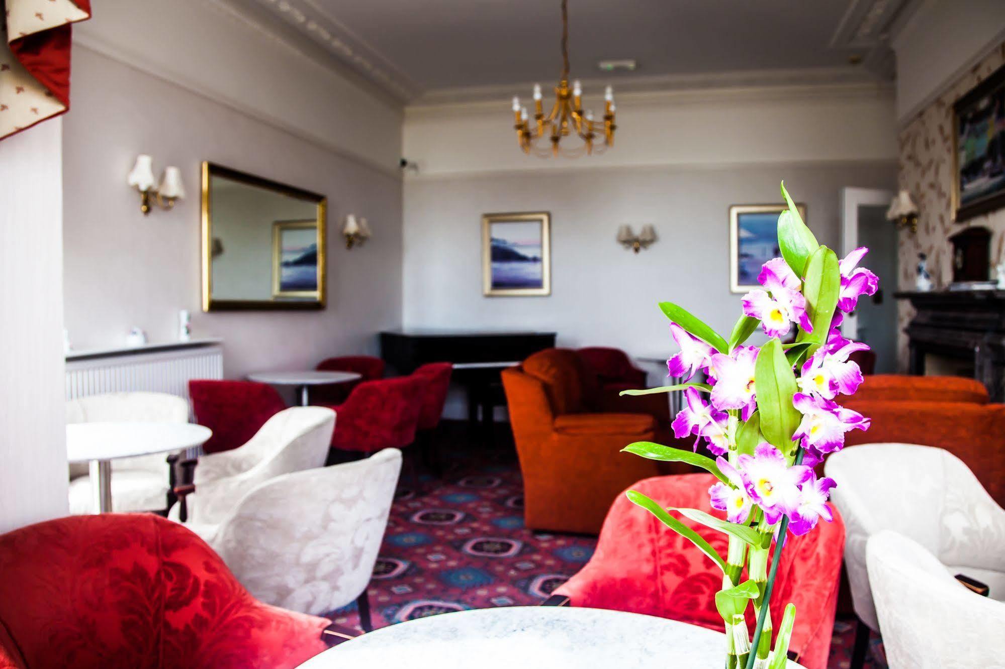 Hotel Riviera By The Sea Bournemouth Buitenkant foto